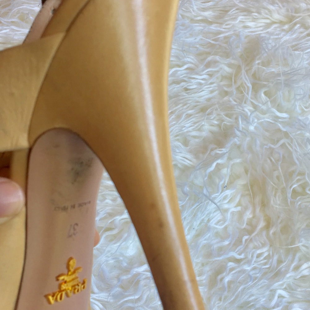 Prada High Heel Sandals - Resort Collection - Sz 7 - Picture 5 of 8